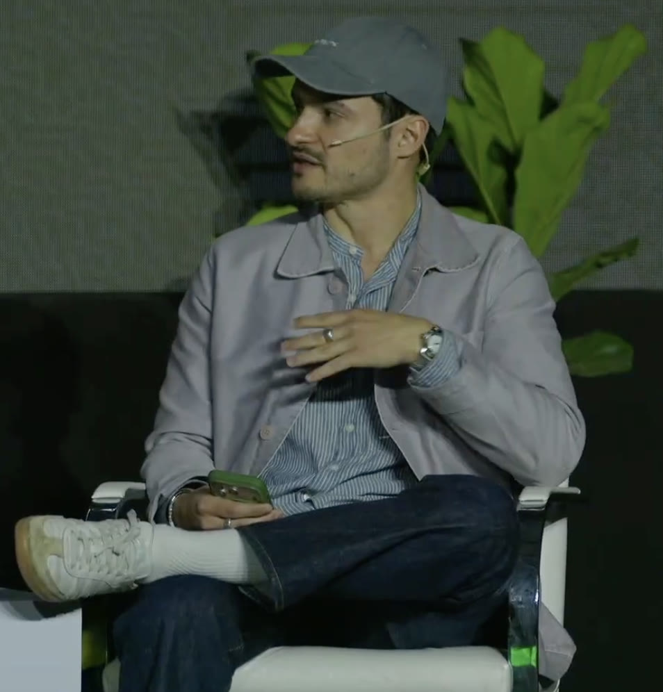 Edgar Roth on a conference panel
